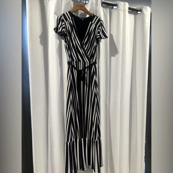 black boots to wear with dress Geometric Stripe Long Sleeve Maxi Dress  Store WF